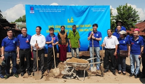 Đảng bộ Viện Dầu khí Việt Nam: Hành trình về Tây Nguyên dang bo vien dau khi viet nam hanh trinh ve tay nguyen