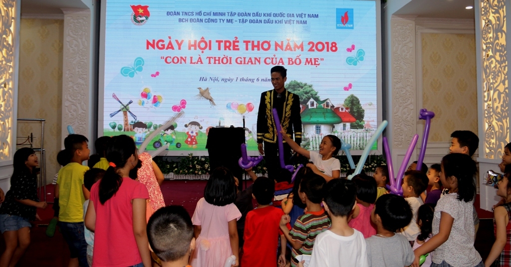 Đoàn Thanh niên Công ty Mẹ tổ chức “Ngày hội trẻ thơ 2018” doan thanh nien cong ty me to chuc ngay hoi tre tho 2018