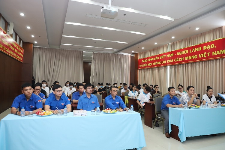 Chi hội SPE PVU Student Chapterphối hợp với Đoàn cơ sở Địa Vật Lý Giếng Khoan Vietsovpetro tổ chức buổi sinh hoạt chuyên đề “ Khoa học Công nghệ” dành cho sinh viên Chi hội SPE PVU phối hợp với Đoàn ĐVLGK Vietsovpetro sinh hoạt chuyên đề khoa học công nghệ