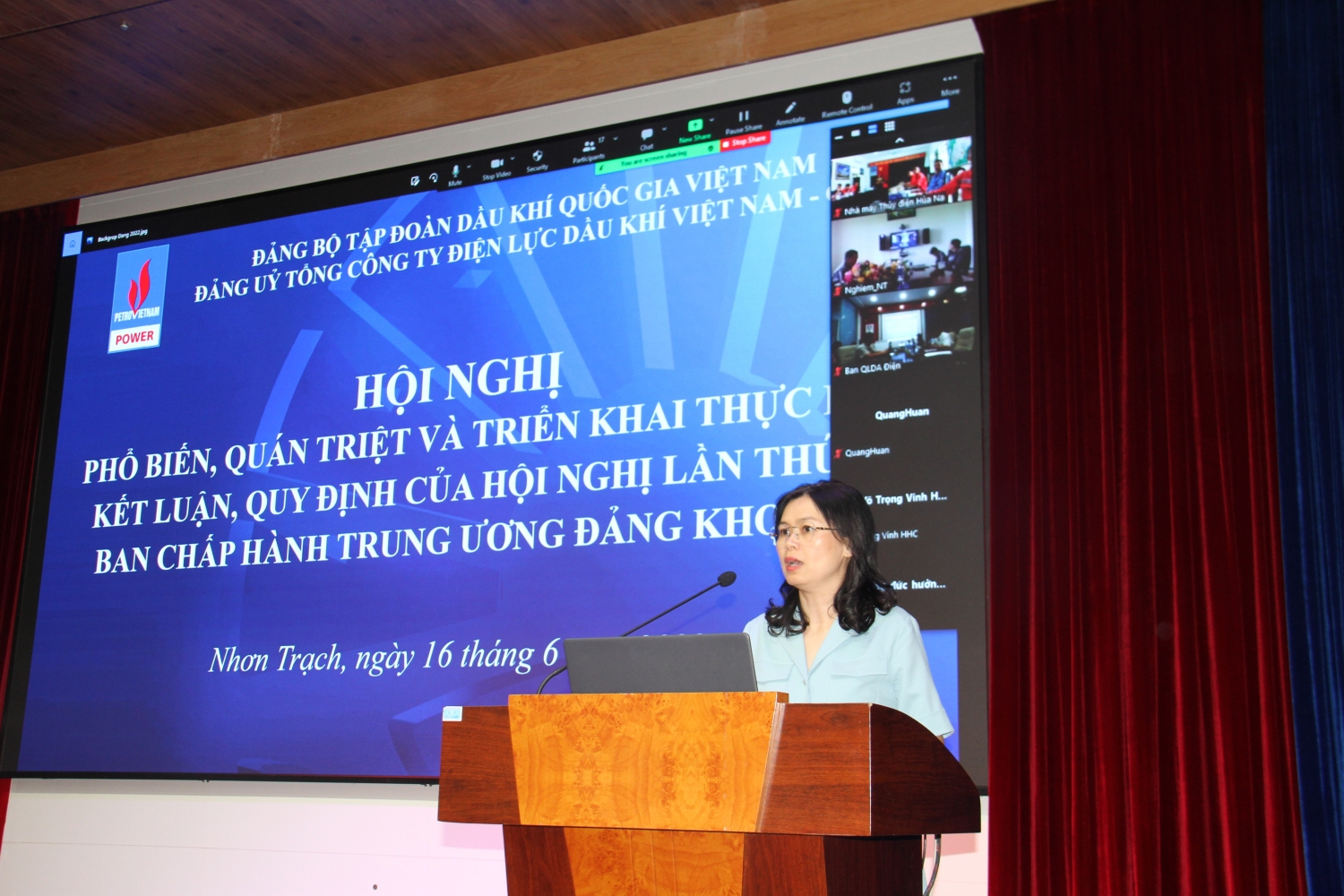 Đồng chí Ngô Hồng Vân, Phó Bí thư Thường trực Đảng ủy PV Power phát biểu khai mạc Hội nghị.