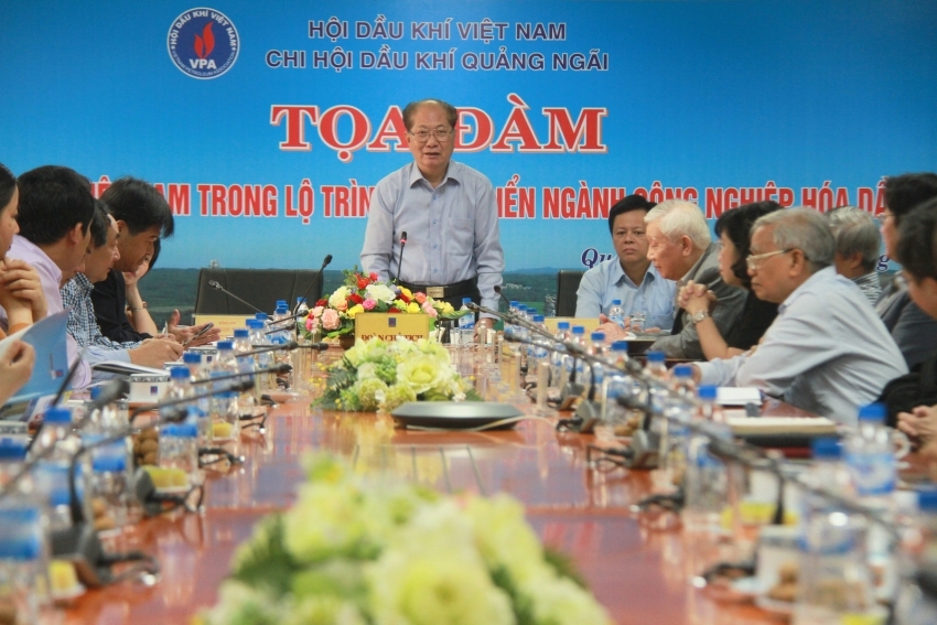 tọa đàm “Tập đoàn Dầu khí Việt Nam trong lộ trình phát triển ngành công nghiệp hóa dầu Việt Nam”
