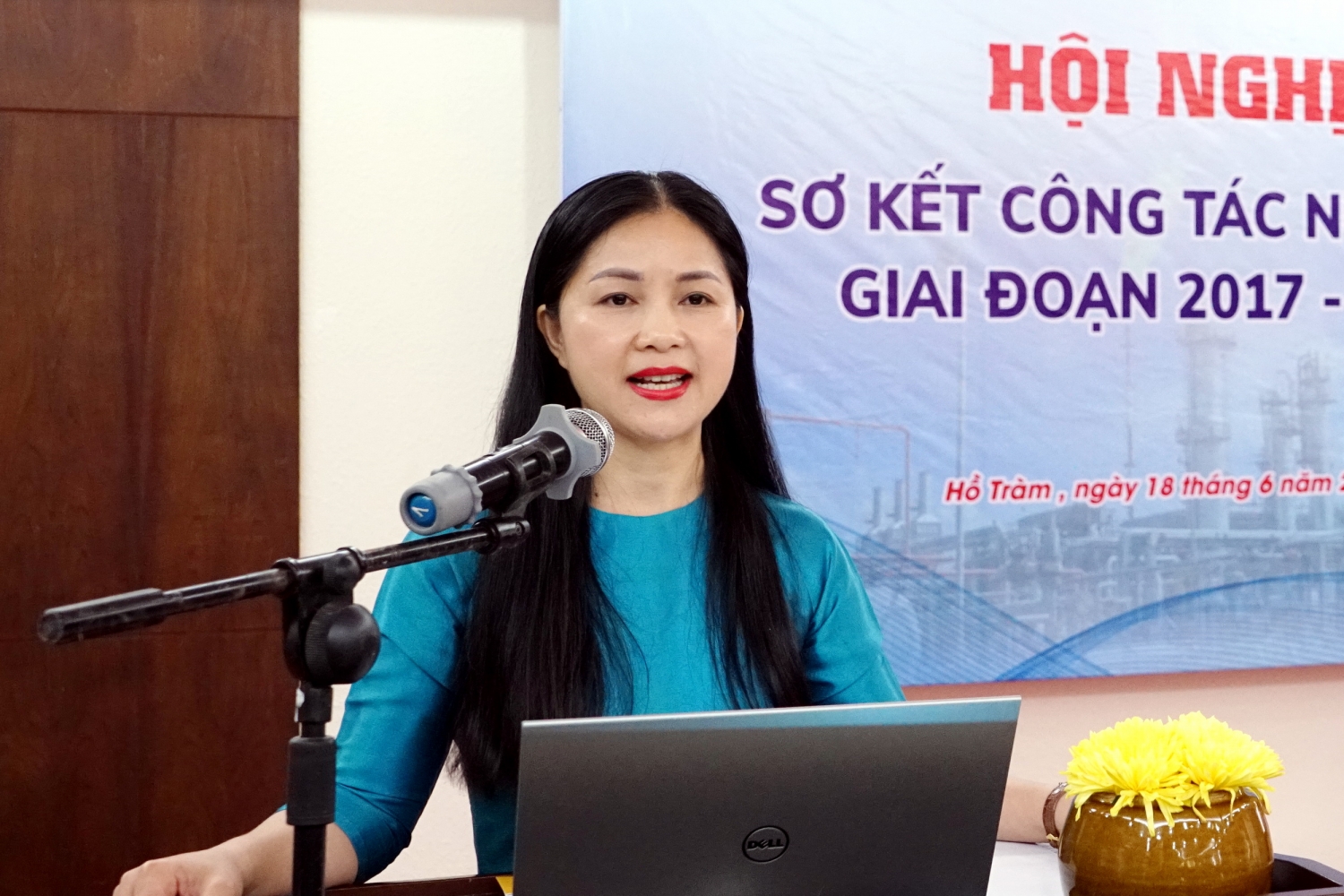 Phát biểu của đồng chí Lương Thị Hồng Nhung – Uỷ Viên BCH, Trưởng Ban Tuyên giáo Nữ công Công Đoàn Dầu Khí Việt Nam