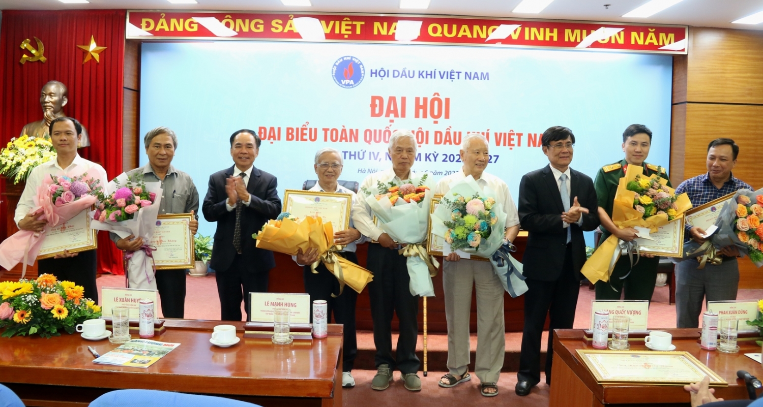 Đại hội Đại biểu toàn quốc Hội Dầu khí Việt Nam lần thứ IV, nhiệm kỳ 2022-2027 thành công tốt đẹp