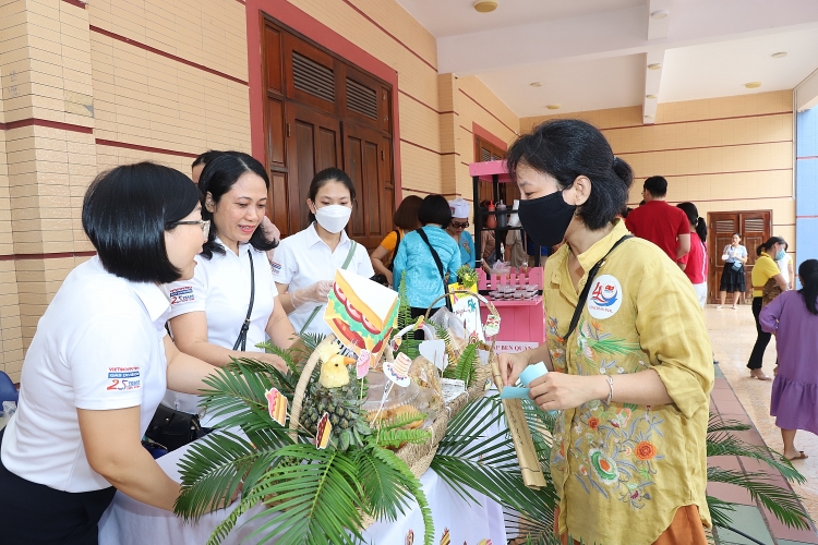 Ngày hội Gia đình Vietsovpetro 2022 với chủ đề “ Đồng hành và Tiếp bước tương lai” Ngày hội gia đình Vietsovpetro 2022: “Đồng hành và tiếp bước tương lai”