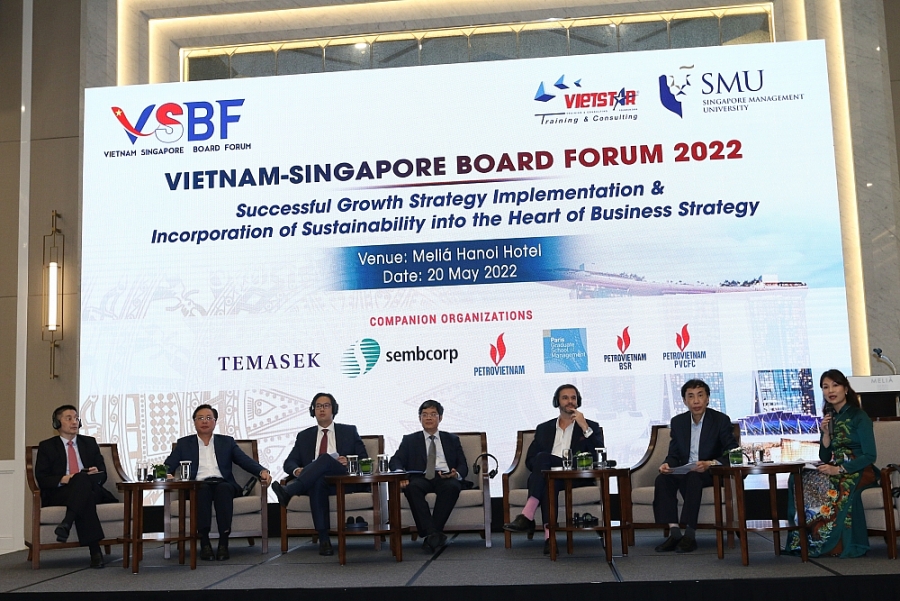 Lãnh đạo các tập đoàn của Singapore và Việt Nam thảo luận về việc thực thi tính bền vững vào kinh doanh