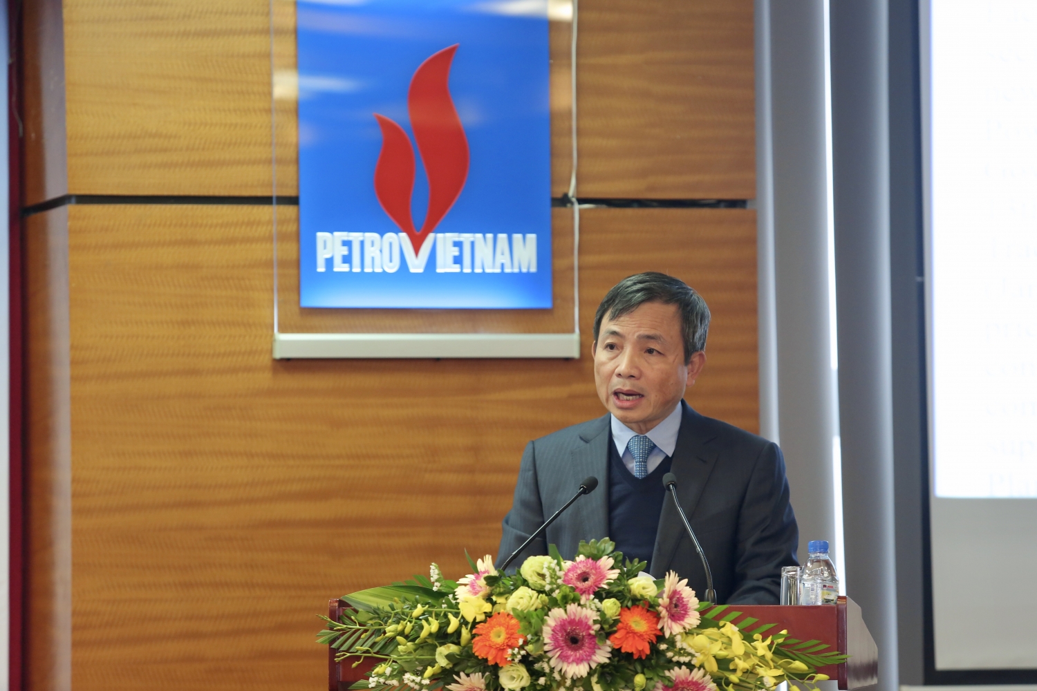 Chủ tịch HĐQT PV GAS Nguyễn Sinh Khang phát biểu tại Lễ ký 