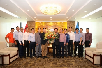 Lãnh đạo PVEP chúc mừng đội ngũ làm khoa học nhân Ngày Khoa học Công nghệ Việt Nam