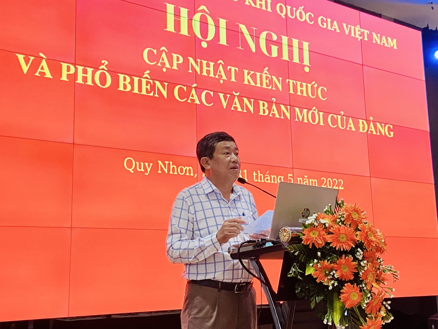 Đảng ủy Tập đoàn tổ chức hội nghị cập nhật kiến thức về công tác xây dựng Đảng