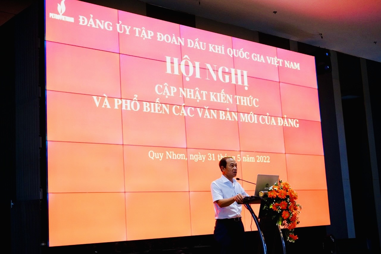 Đảng ủy Tập đoàn Dầu khí Quốc gia Việt Nam tổ chức Hội nghị cập nhật kiến thức cho các cán bộ làm công tác xây dựng Đảng
