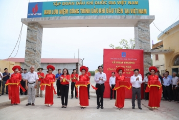Khai trương Khu lưu niệm công trình Dầu khí đầu tiên tại Việt Nam