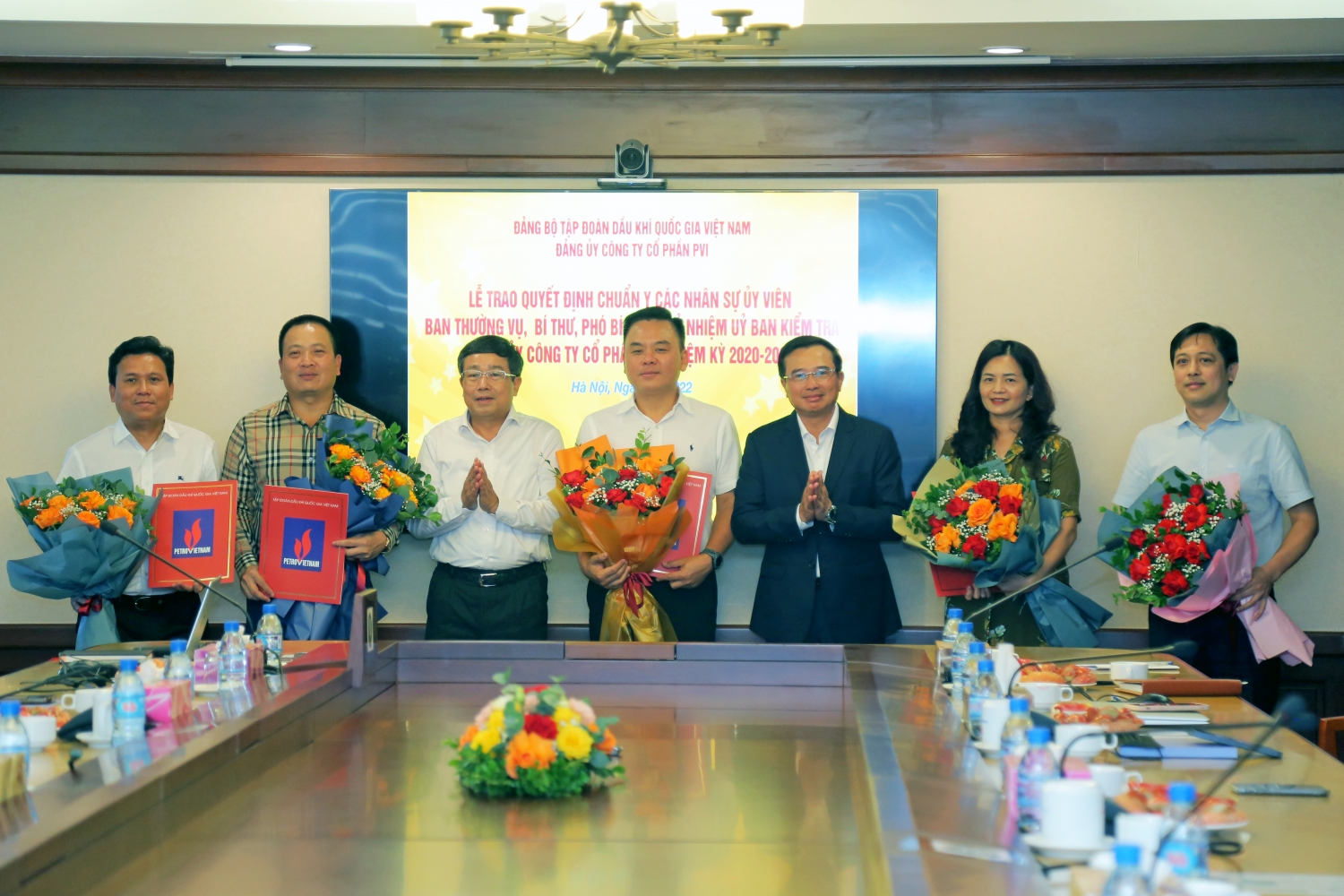 Lễ công bố và trao quyết định kiện toàn nhân sự Ban Chấp hành Đảng bộ Công ty Cổ phần PVI Các sự kiện nổi bật của Petrovietnam trong tuần từ ngày 7/8 đến 14/8/2022