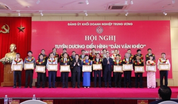 4 tập thể, cá nhân thuộc Đảng bộ Tập đoàn Dầu khí Quốc gia Việt Nam được tuyên dương điển hình "Dân vận khéo"