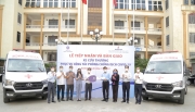 Petrovietnam trao tặng 2 xe cứu thương cho tỉnh Thái Bình