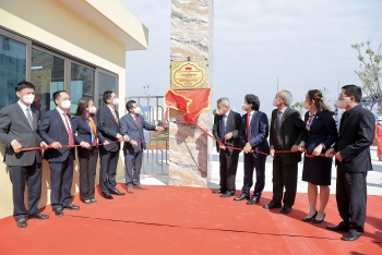 Petrovietnam tổ chức gắn biển Khu lưu niệm công trình khai thác Dầu khí đầu tiên tại Việt Nam, công bố Bộ nhận diện thương hiệu và ra mắt các ấn phẩm văn hóa
