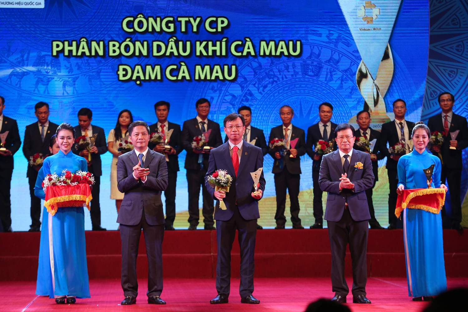 PVN có 5 doanh nghiệp được công nhận Thương hiệu Quốc gia năm 2018 5 doanh nghiep dau khi duoc cong nhan thuong hieu quoc gia nam 2018