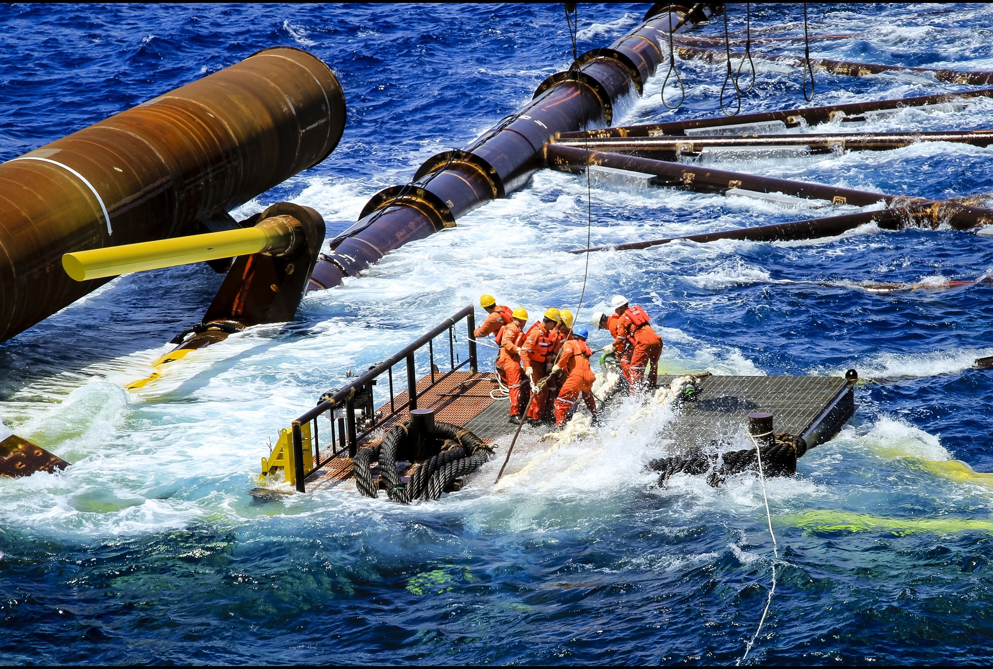 Nỗ lực vượt “khủng hoảng kép”, Petrovietnam về đích sớm 3 chỉ tiêu quan trọng Nỗ lực vượt “khủng hoảng kép”, Petrovietnam về đích sớm 3 chỉ tiêu quan trọng