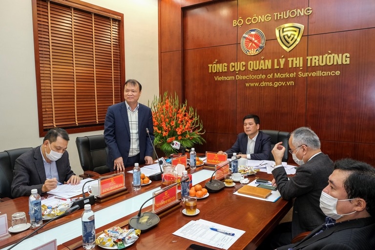 Bộ Công Thương: Không thiếu nguồn, kiên quyết xử lý đầu cơ xăng dầu