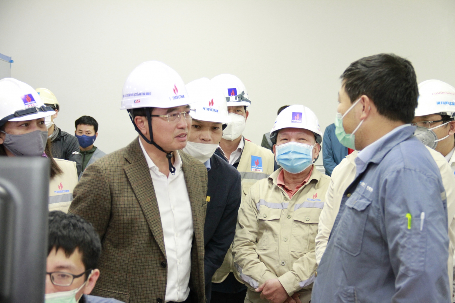 Mốc đốt lửa lần đầu của NMNĐ Thái Bình 2 có khả năng vượt tiến độ Hoạt động xuyên Tết, nỗ lực cao nhất bám sát mốc tiến độ đốt lửa lần đầu của NMNĐ Thái Bình 2