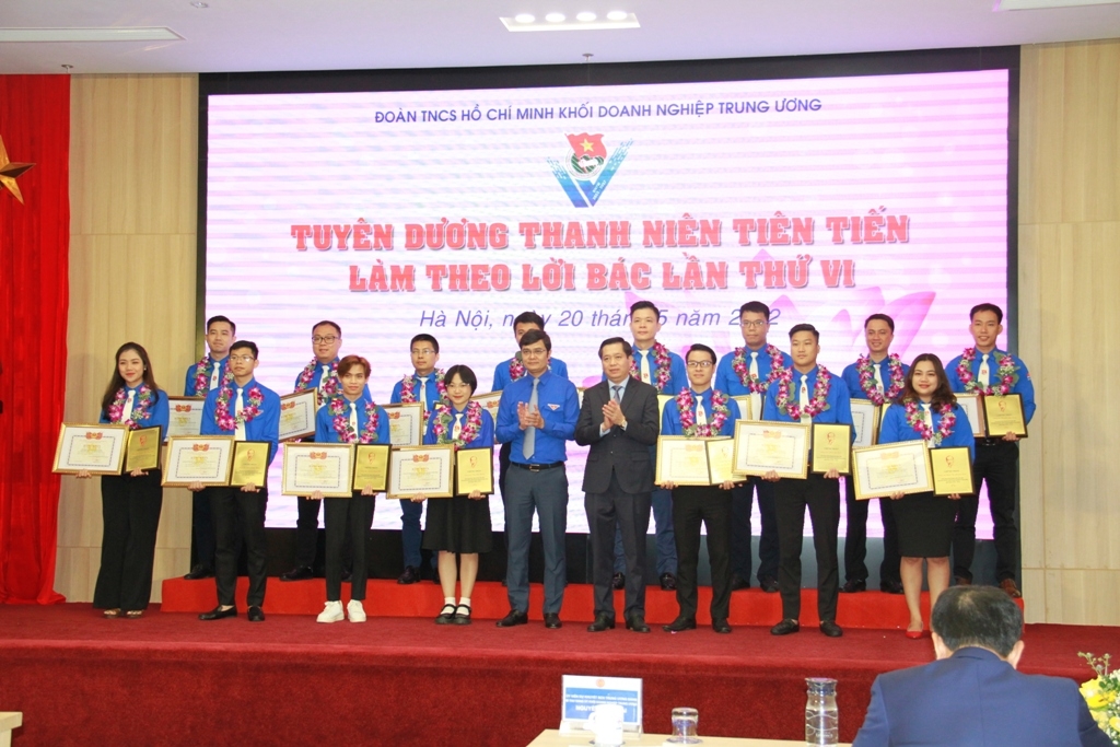 5 đại biểu của Tuổi trẻ Dầu khí được tuyên dương Thanh niên tiên tiến làm theo lời Bác