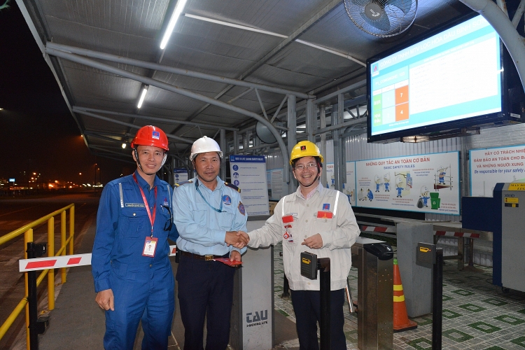 Lãnh đạo BSR kiểm tra công tác vận hành sản xuất trong dịp Tết Nguyên đán 2019 lanh dao bsr kiem tra cong tac van hanh san xuat trong dip tet nguyen dan 2019