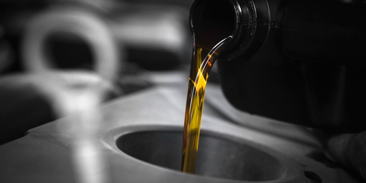 Giá xăng dầu hôm nay 14/4/2022 giảm, dầu Brent ở mức 108 USD/thùng