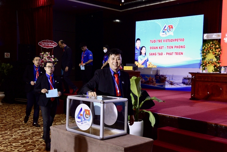 [Chùm ảnh] Tuổi trẻ Vietsovpetro: Hành trình 40 năm thắp lửa nhiệt huyết các thế hệ