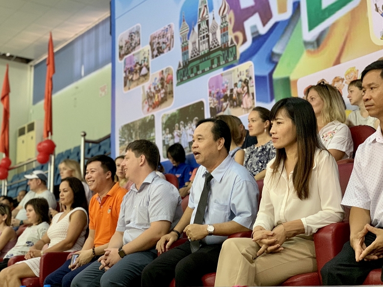 Giao lưu thiếu nhi Việt - Nga nhân ngày Quốc tế Thiếu nhi giao luu thieu nhi viet nga nhan ngay quoc te thieu nhi