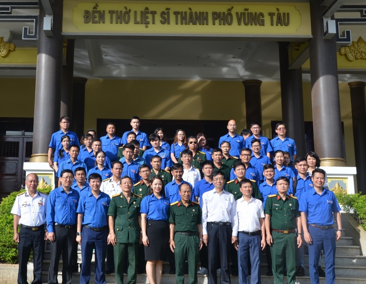 Tiếp tục phát huy trí tuệ, bản lĩnh "Những người lính đi tìm lửa" tiep tuc phat huy tri tue ban linh nhung nguoi linh di tim lua