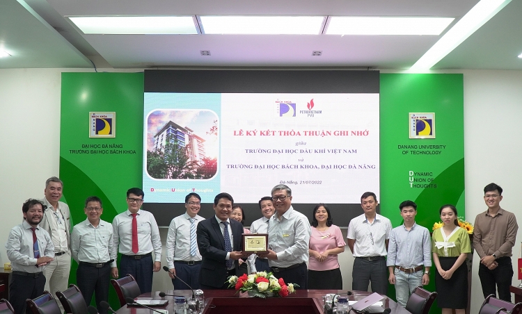Trường ĐH Dầu khí Việt Nam và Trường ĐH Bách khoa, ĐH Đà Nẵng hợp tác đặc biệt trong lĩnh vực Dầu khí