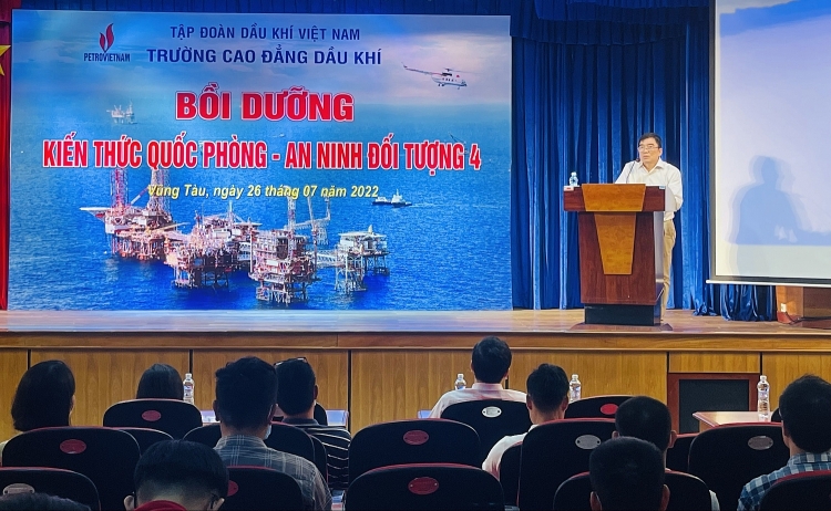 Petrovietnam khai giảng Lớp bồi dưỡng kiến thức quốc phòng và an ninh cho cán b?đối tượng 4 năm 2022