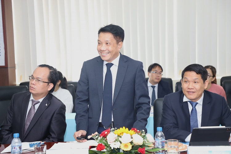 Trường Đại học Dầu khí Việt Nam ký Thỏa thuận hợp tác đào tạo Thạc sĩ với Trường Đại học New Mexico Tech (Hoa Kỳ) Trường Đại học Dầu khí Việt Nam ký Thỏa thuận hợp tác đào tạo Thạc sĩ với Học viện Mỏ và Công nghệ New Mexico (Mỹ)