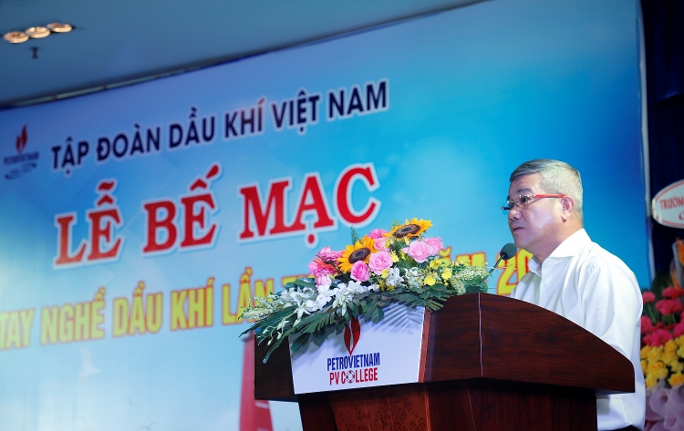 Hội thi tay nghề Dầu khí lần thứ VII năm 2022: Tiếp tục khẳng định “ khối óc và bàn tay vàng” của những người lao động Dầu khí Hội thi tay nghề Dầu khí lần thứ VII năm 2022: Tiếp tục khẳng định “ khối óc và bàn tay vàng” của những người lao động Dầu khí
