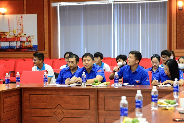 Tuổi trẻ Vietsovpetro và PVDrilling tổ chức sinh khoa học công nghệ: Thanh niên đối với công tác nghiên cứu và thi công các giếng khoan có điều kiện áp suất dị thường Tuổi trẻ Vietsovpetro và PV Drilling tổ chức sinh hoạt khoa học công nghệ quý III năm 2022