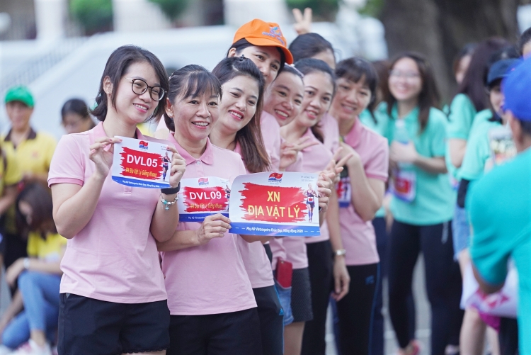 Ban Nữ công Vietsovpetro tổ chức hội thi “Leo núi vì sức khỏe cộng đồng năm 2020" ban nu cong vietsovpetro to chuc hoi thi leo nui vi suc khoe cong dong nam 2020