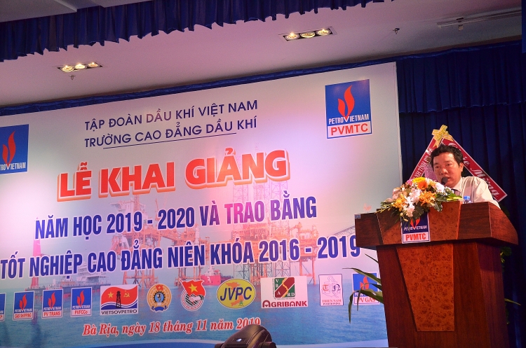 PVMTC tổ chức trao bằng tốt nghiệp và khai giảng năm học 2019-2020 pvmtc to chuc trao bang tot nghiep va khai giang nam hoc 2019 2020