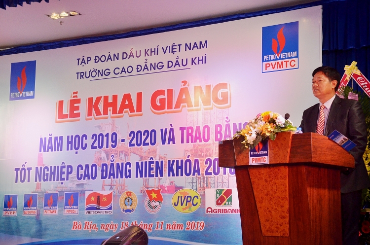 PVMTC tổ chức trao bằng tốt nghiệp và khai giảng năm học 2019-2020 pvmtc to chuc trao bang tot nghiep va khai giang nam hoc 2019 2020