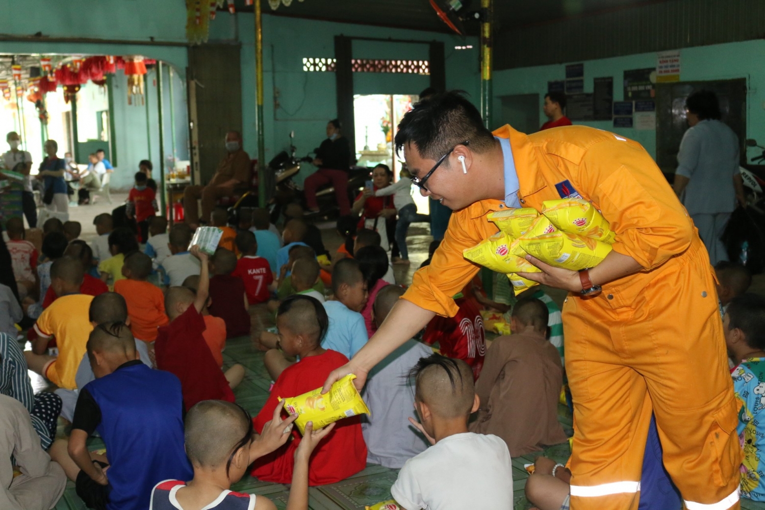 KĐN – Hành trình yêu thương đến Trung tâm nhân đạo Bồng Lai KĐN – Hành trình yêu thương đến Trung tâm nhân đạo Bồng Lai