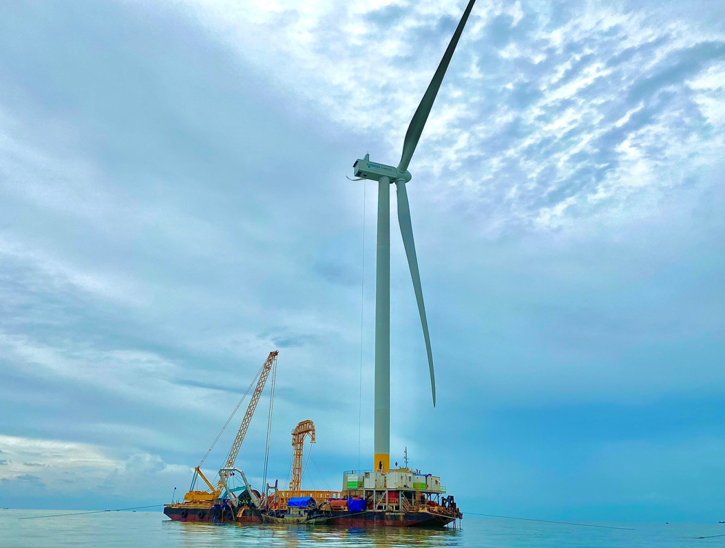 PTSC thực hiện công tác lắp đặt cáp ngầm cho dự án điện gió Tân Thuận