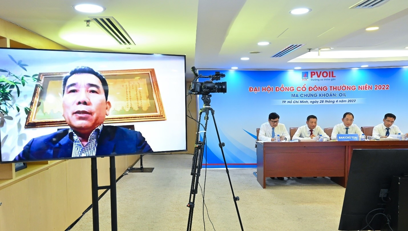 Ông Lê Xuân Huyên – Phó Tổng Giám đốc Petrovietnam dự ĐHĐCĐ theo hình thức trực tuyến