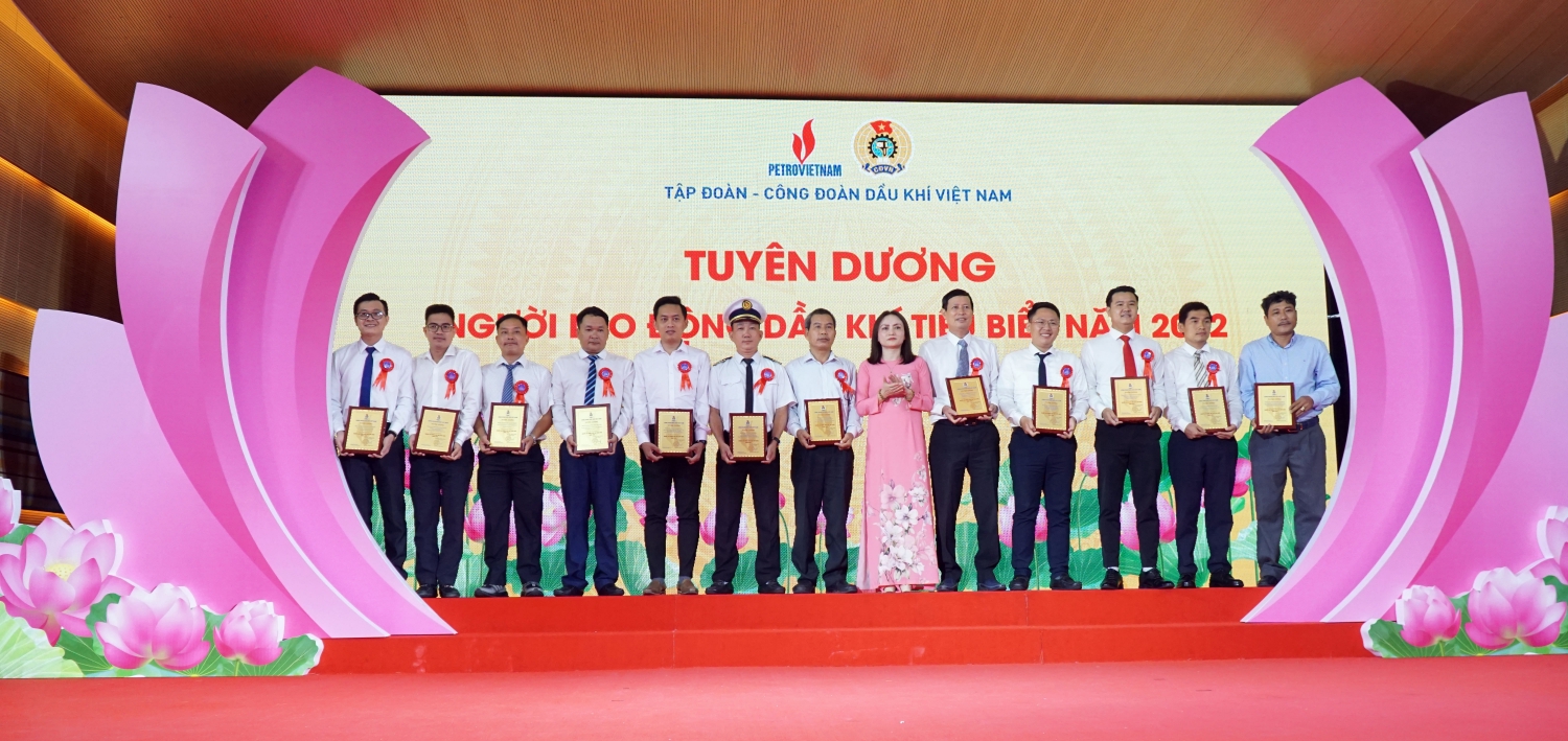 Tuyên dương người lao động Dầu khí tiêu biểu năm 2022