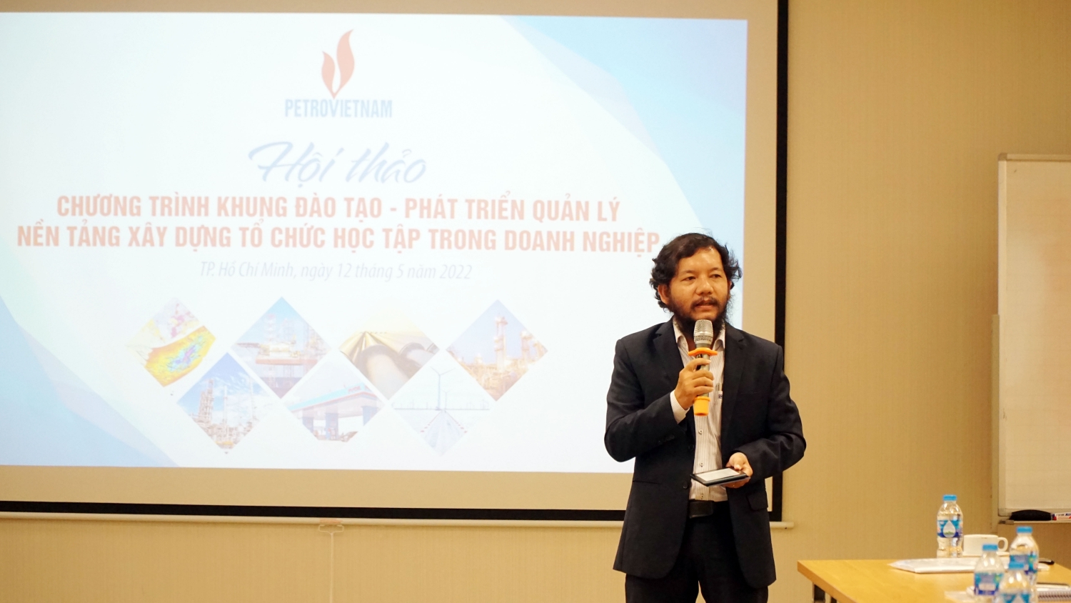 ông Châu Khiếu Minh – Giám đốc Trung tâm Bồi dưỡng nâng cao (ATC) – PVU, đại diện đơn vị phối hợp tổ chức Hội thảo
