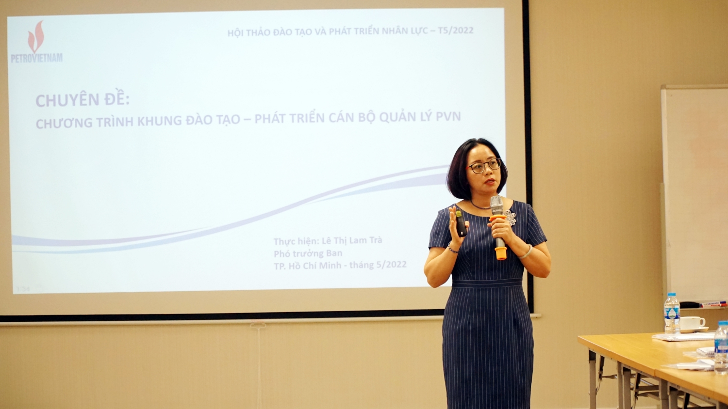 bà Lê Thị Lam Trà - Phó trưởng Ban Tổ chức và Quản trị nguồn nhân lực Tập đoàn