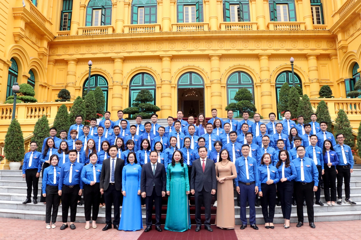 ại Phủ Chủ tịch, Phó Chủ tịch nước Võ Thị Ánh Xuân đã gặp mặt 60 đại biểu thanh niên tiên tiến xuất sắc tiêu biểu Khối Doanh nghiệp Trung ương