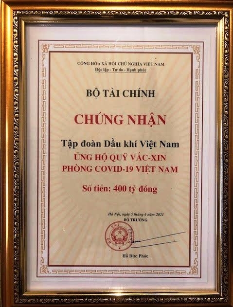 số tiền này đã được Petrovietnam chuyển toàn bộ đến tài khoản của Quỹ. số tiền này đã được Petrovietnam chuyển toàn bộ đến tài khoản của Quỹ.