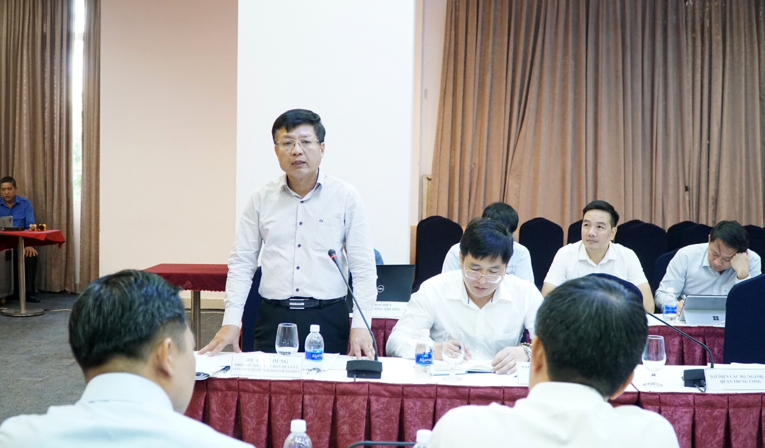 Đồng chí Hồ Sỹ Hùng - Phó Chủ tịch Ủy ban Quản lý vốn nhà nước tại Doanh nghiệp nêu ý kiến Đồng chí Hồ Sỹ Hùng - Phó Chủ tịch Ủy ban Quản lý vốn nhà nước tại Doanh nghiệp nêu ý kiến