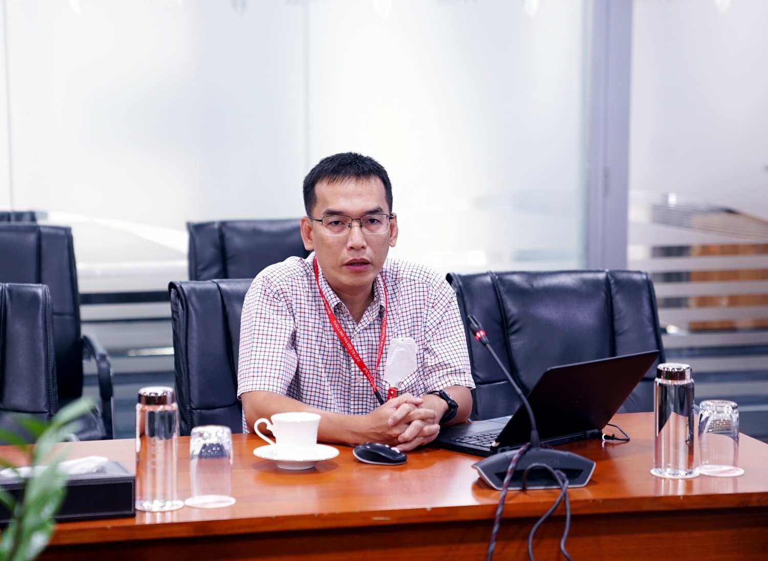 Đồng chí Đinh Thanh Phương – Phó ban phụ trách Ban Chuyển đổi số và Công nghệ thông tin PV GAS chia sẻ nhiều kiến thức về Chiến lược Chuyển đổi số