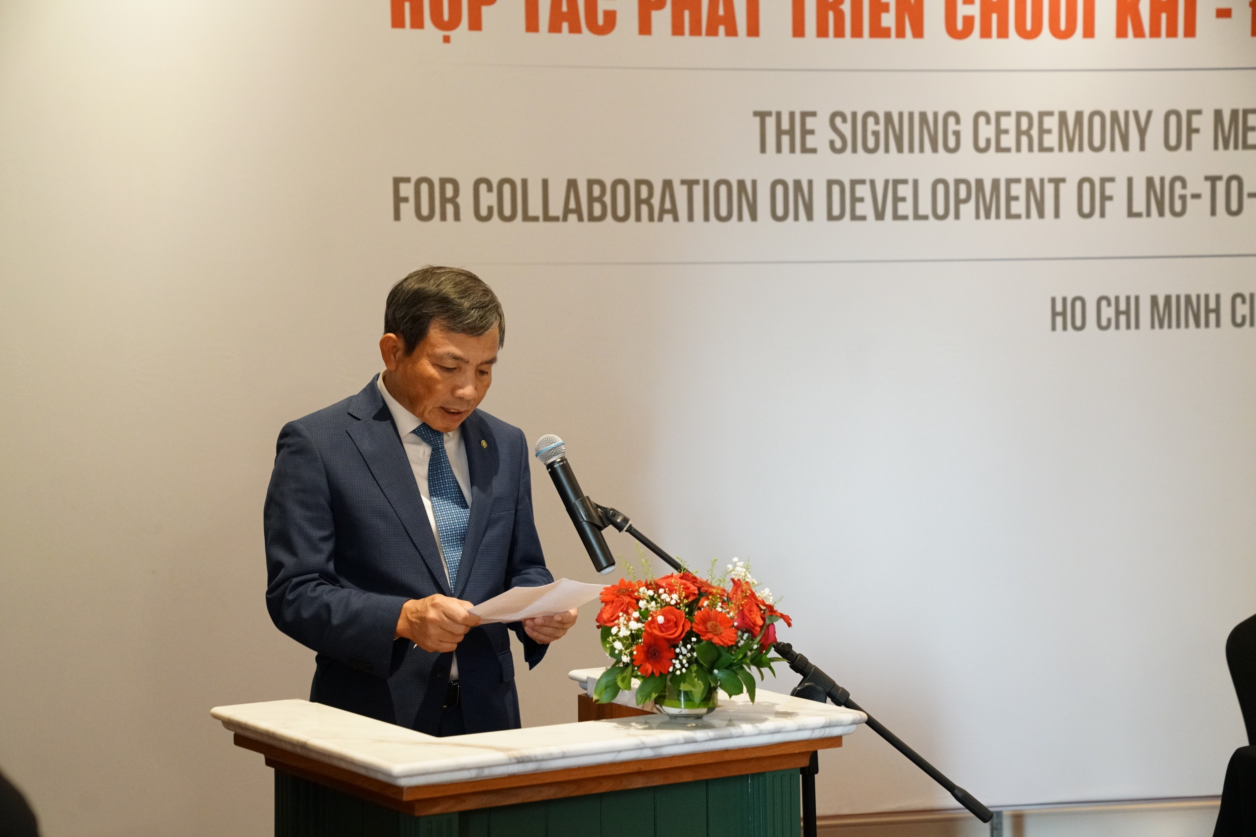 PV GAS và VinaCapital ký ghi nhớ về hợp tác phát triển chuỗi Khí - Điện pv gas va vinacapital ky ghi nho ve hop tac phat trien chuoi khi dien