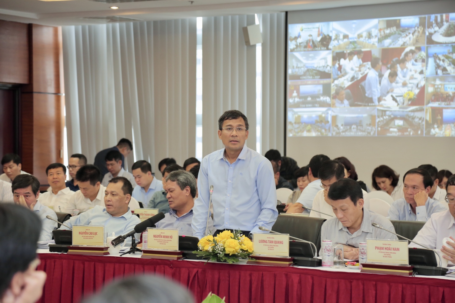 Thủ tướng Chính phủ Phạm Minh Chính làm việc với Petrovietnam Thủ tướng Chính phủ Phạm Minh Chính làm việc với Petrovietnam