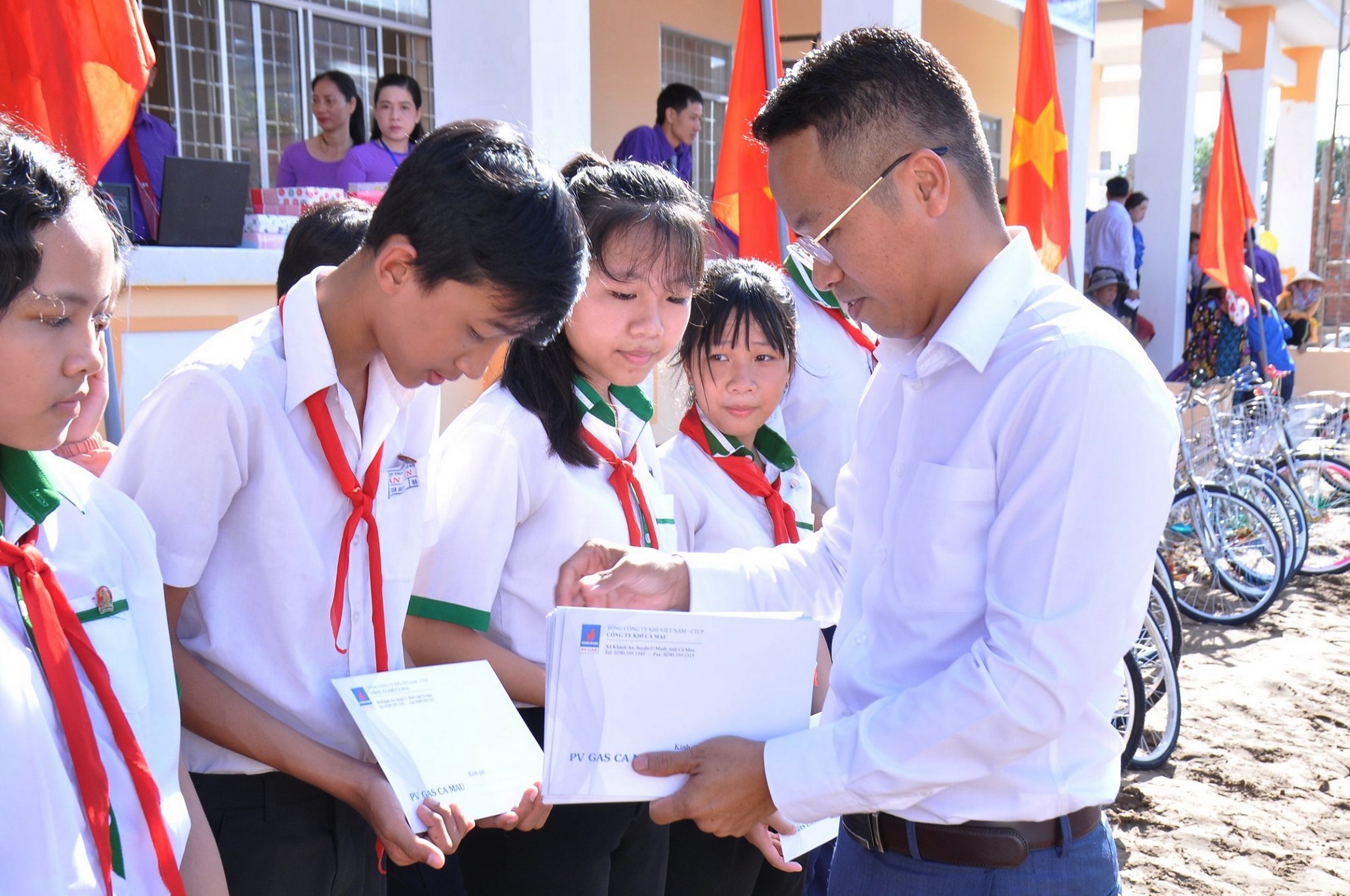 PV GAS "dân vận khéo" qua công tác an sinh xã hội pv gas dan van kheo qua cong tac an sinh xa hoi