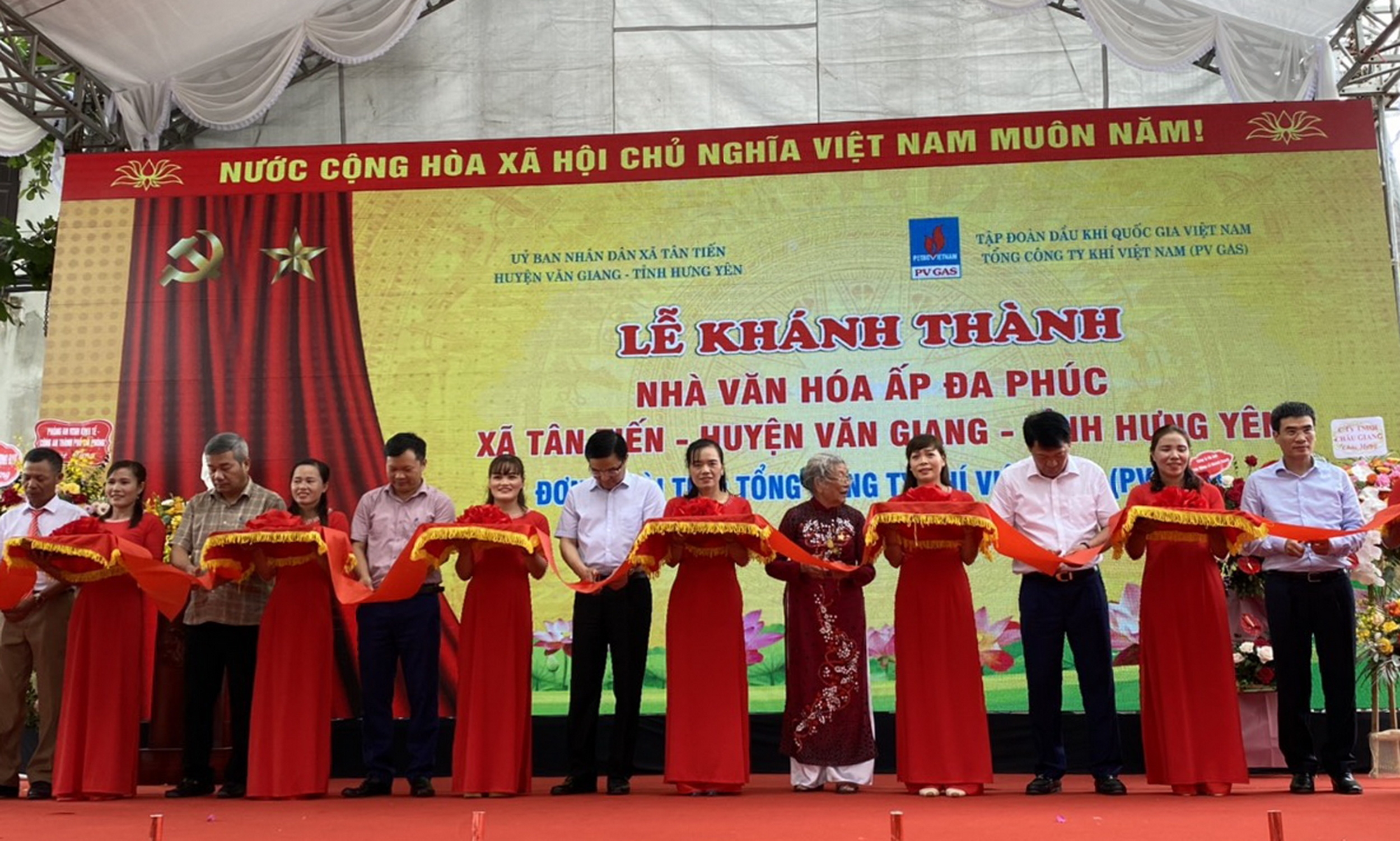PV GAS tích cực thực hiện các chương trình an sinh xã hội PV GAS tích cực thực hiện các chương trình an sinh xã hội